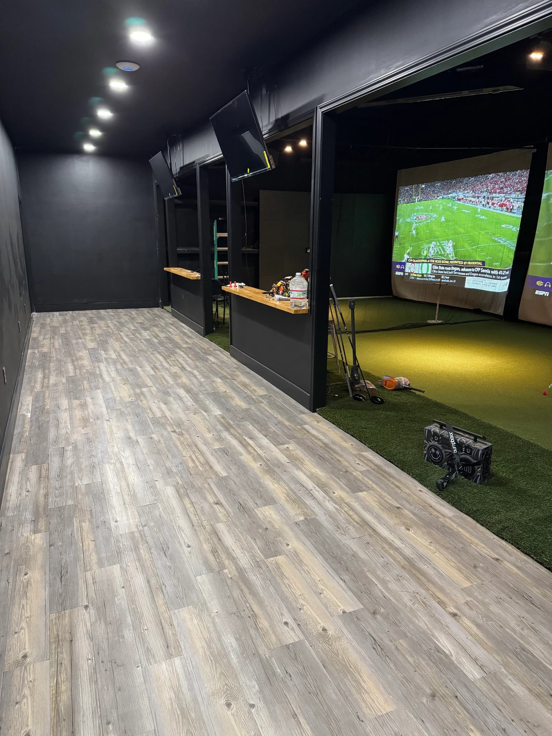 5 Indoor Golf Benefits You Won't Get at an Outdoor Range